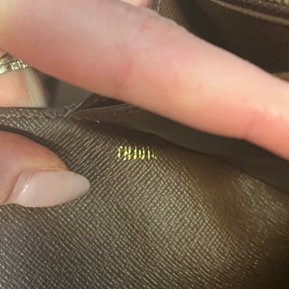 *Rare* Louis Vuitton vintage Mini Lin Monogram Wallet with Chain/conversion kit - Picture 13 of 15